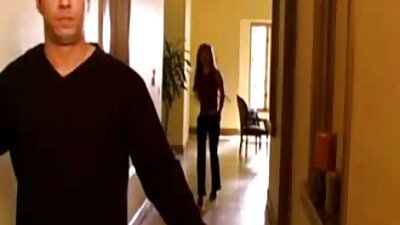 Prendere il sole nuda e lei si arrapa tantissimo film porno integrali